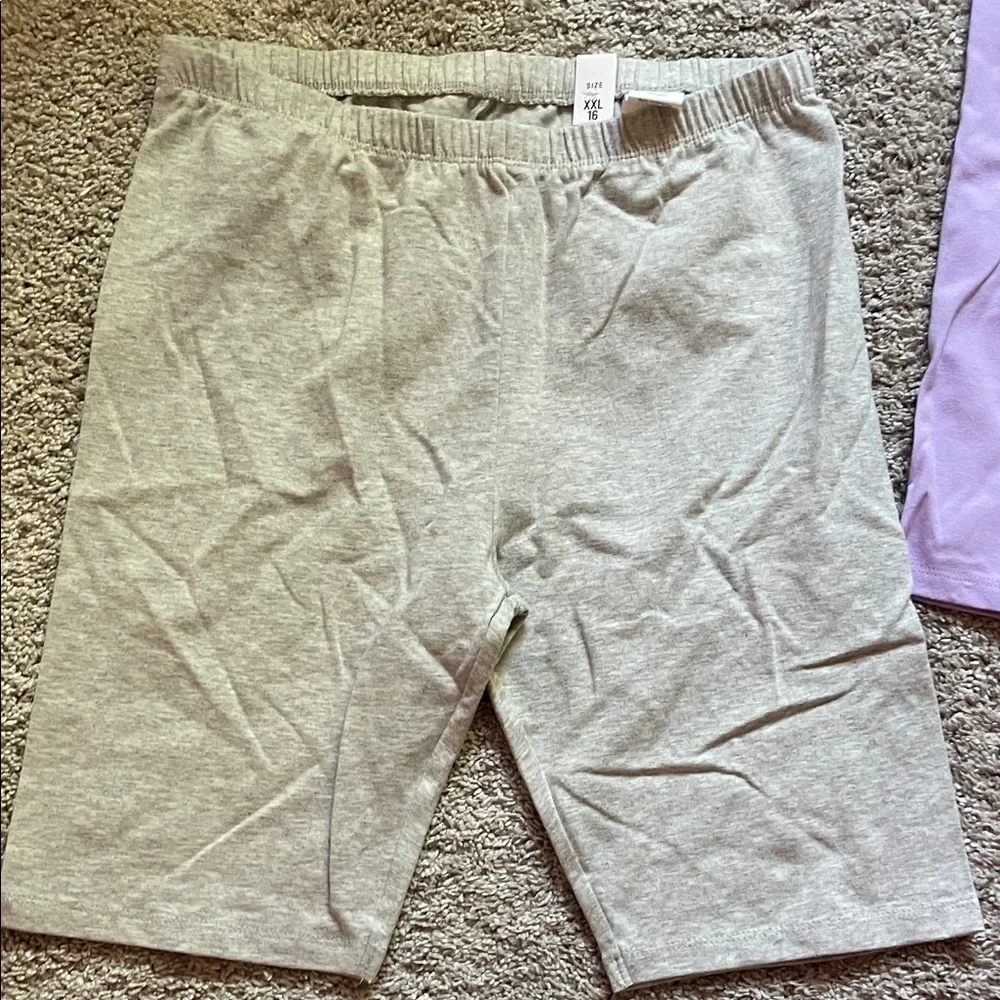 The Children's Place Pink, Blue, Purple, and Gray Shorts Set